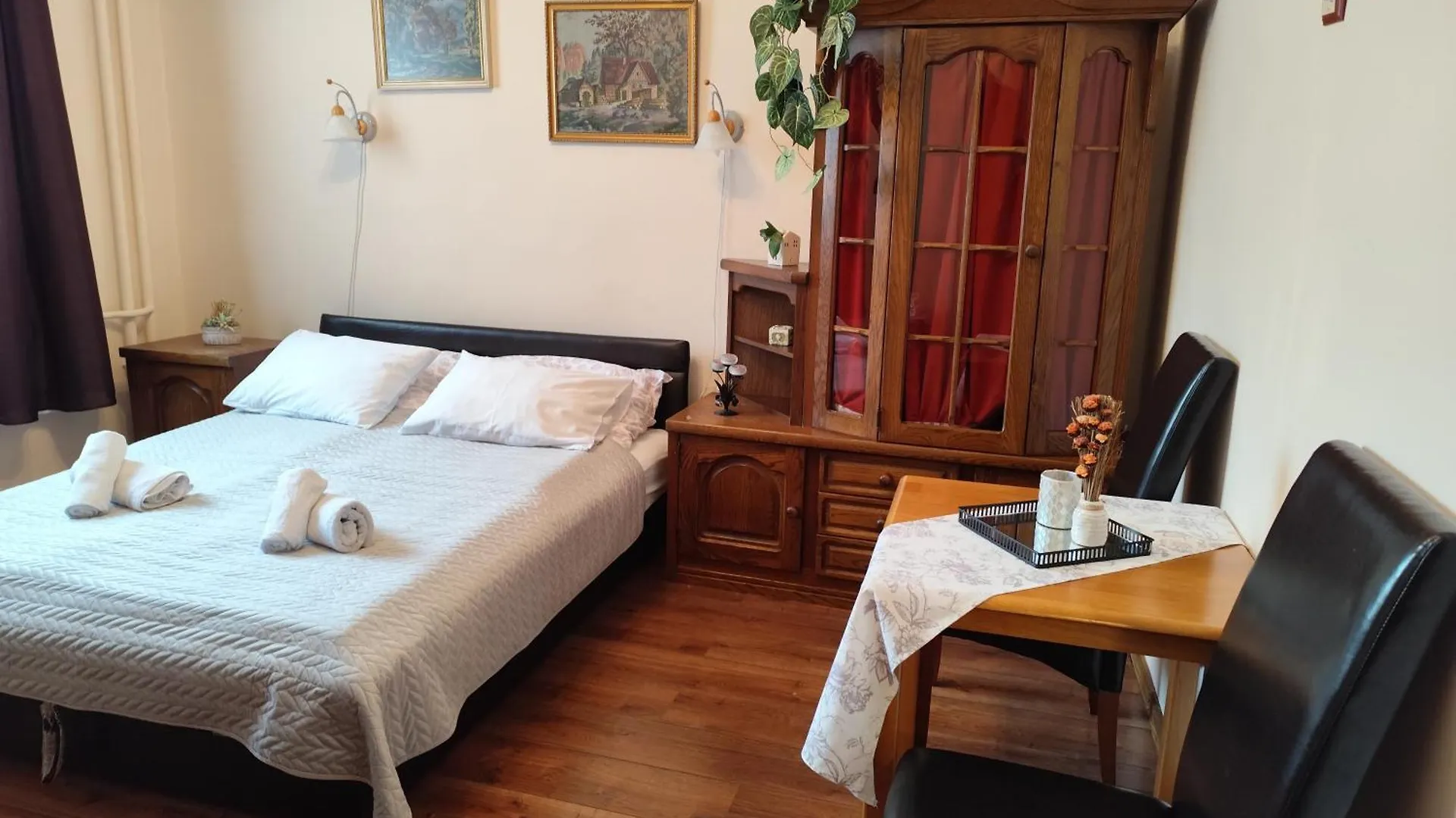 Hotel Bazilika Vendeghaz Eger 0*,  Węgry